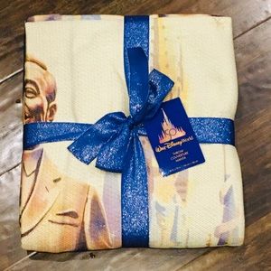 ✨ Disney’s 50th Anniversary Blanket NWT ✨ Tapestry Walt Disney & Mickey Mouse